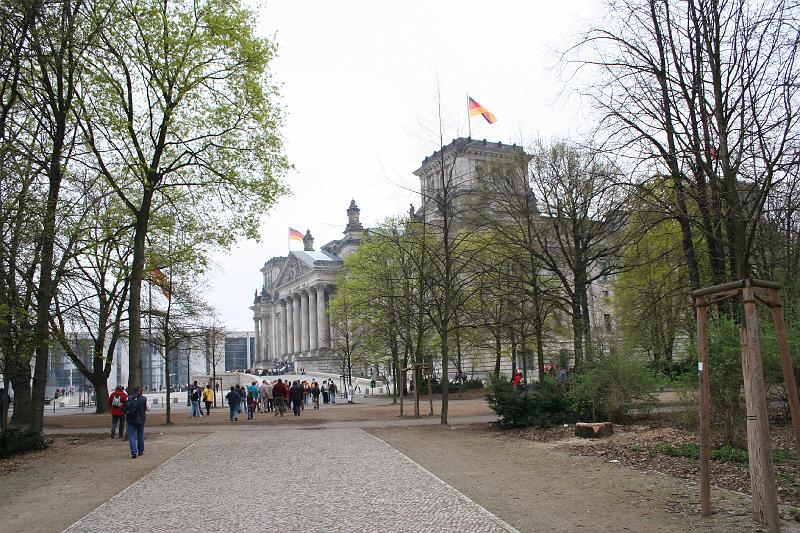 e - Berlin (29).JPG - Visite de Berlin - arrivée au Reichstag